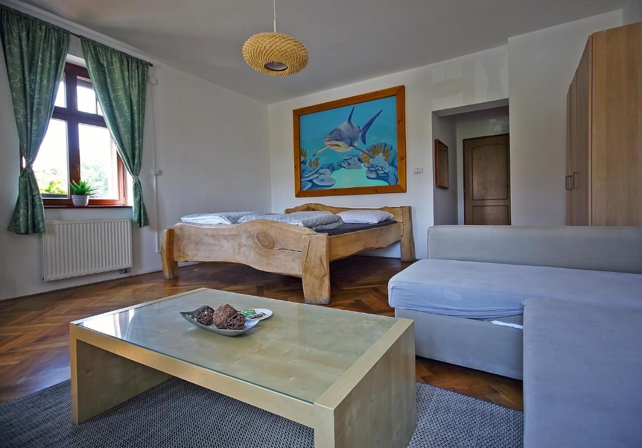 U Matyase Hotel Stod Bagian luar foto