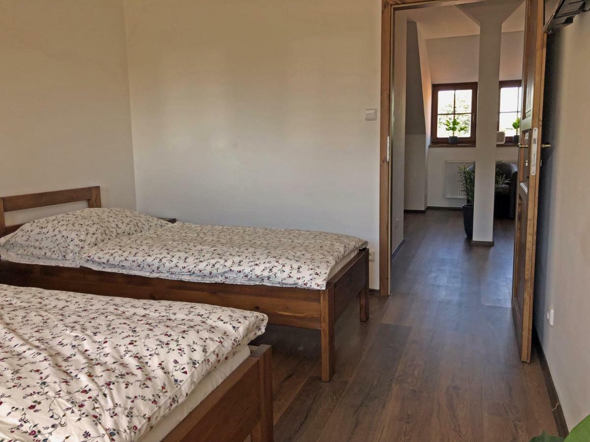 U Matyase Hotel Stod Bagian luar foto
