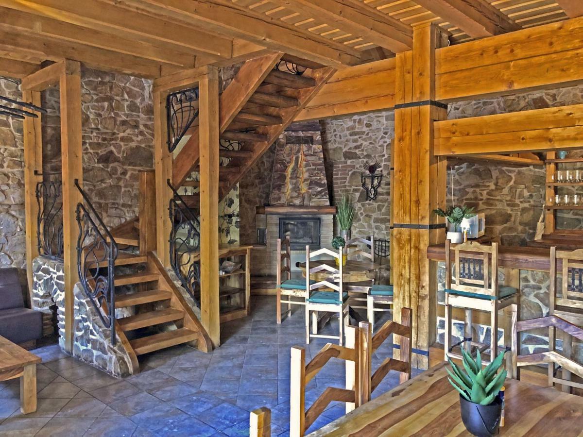 U Matyase Hotel Stod Bagian luar foto